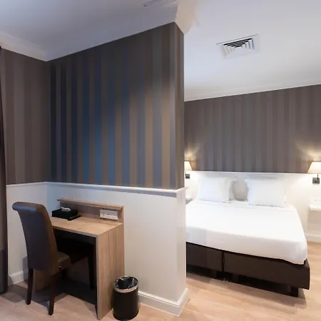 Du Theatre Hotel 3*
