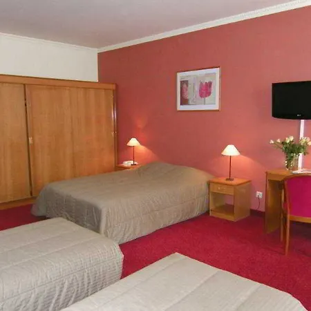 Du Theatre Hotel 3*